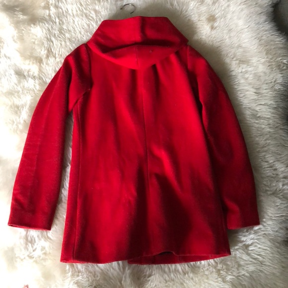 Red jacket - Picture 4 of 4
